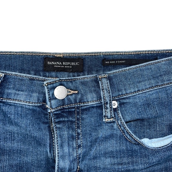 Banana Republic Mid Rise 3” Short Denim Jean Shorts With Stripes Size 27 - Picture 2 of 3